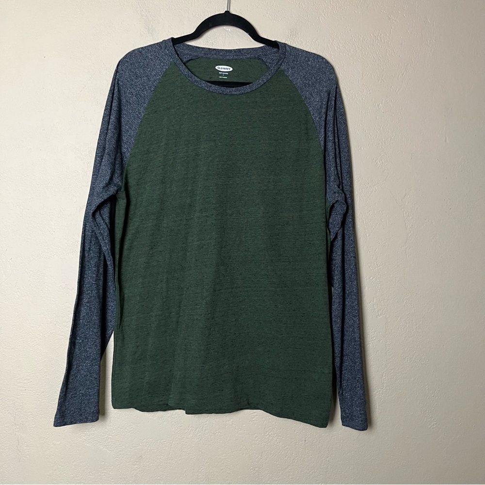5/$30 $Old navy men super soft long sleeve gray green classic comfort shirt Sz L